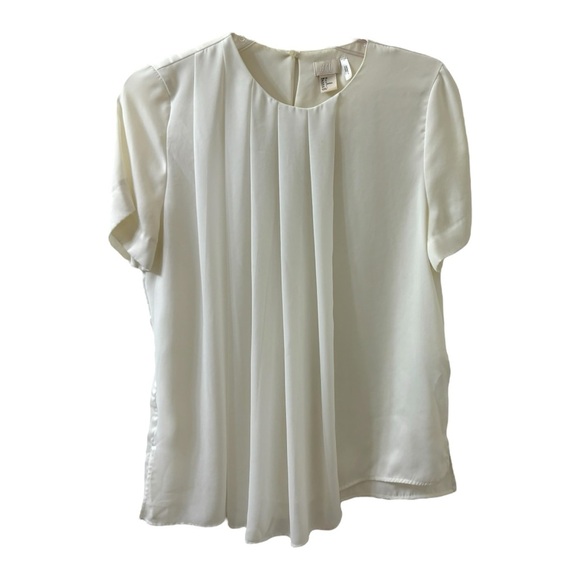 H&M Sheer Cream Blouse Short Sleeves Pleated Front Women's 4 - Picture 1 of 16